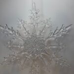 12" ACRYLIC ICY SNOWFLAKE ORNAMENT